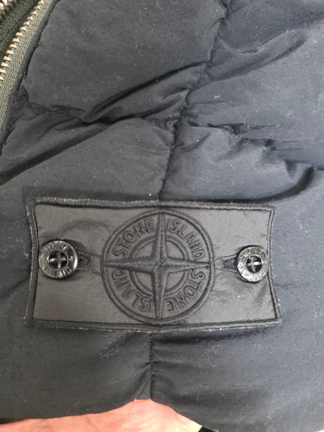 스톤아일랜드 블랙라벨 패딩 베스트 정품 상품이미지4