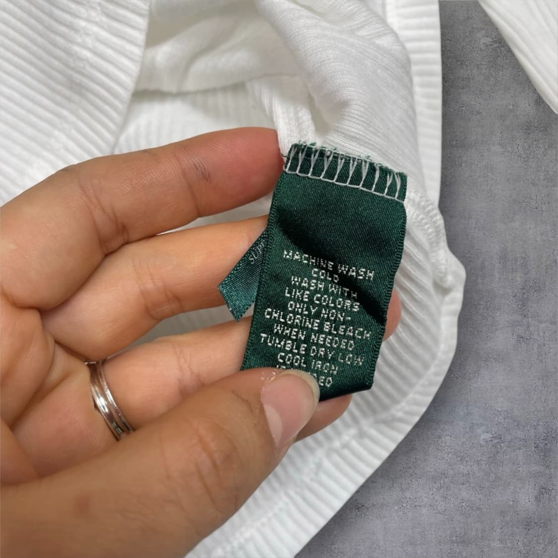 로렌 랄프로렌  화이트 사이드 지퍼 골지 긴팔 티셔츠 S 상품이미지3