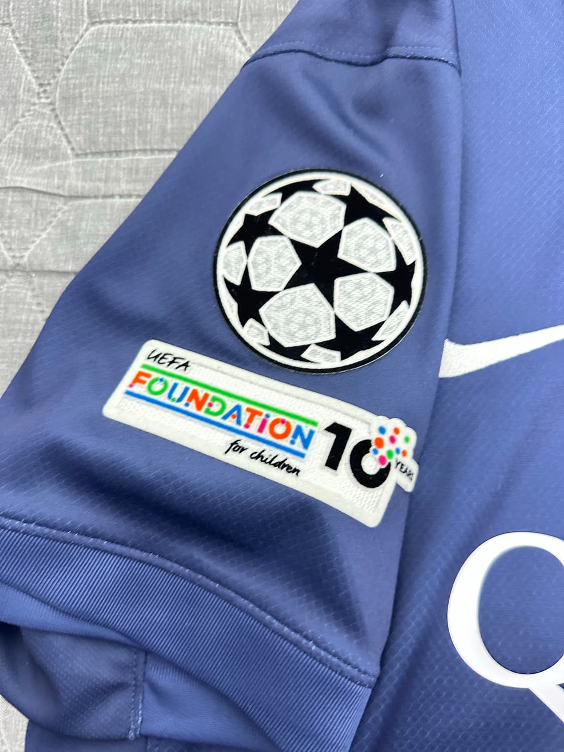 24-25 파리생제르맹(PSG) 홈 축구유니폼 흐바차 7번 M(100) 상품이미지3