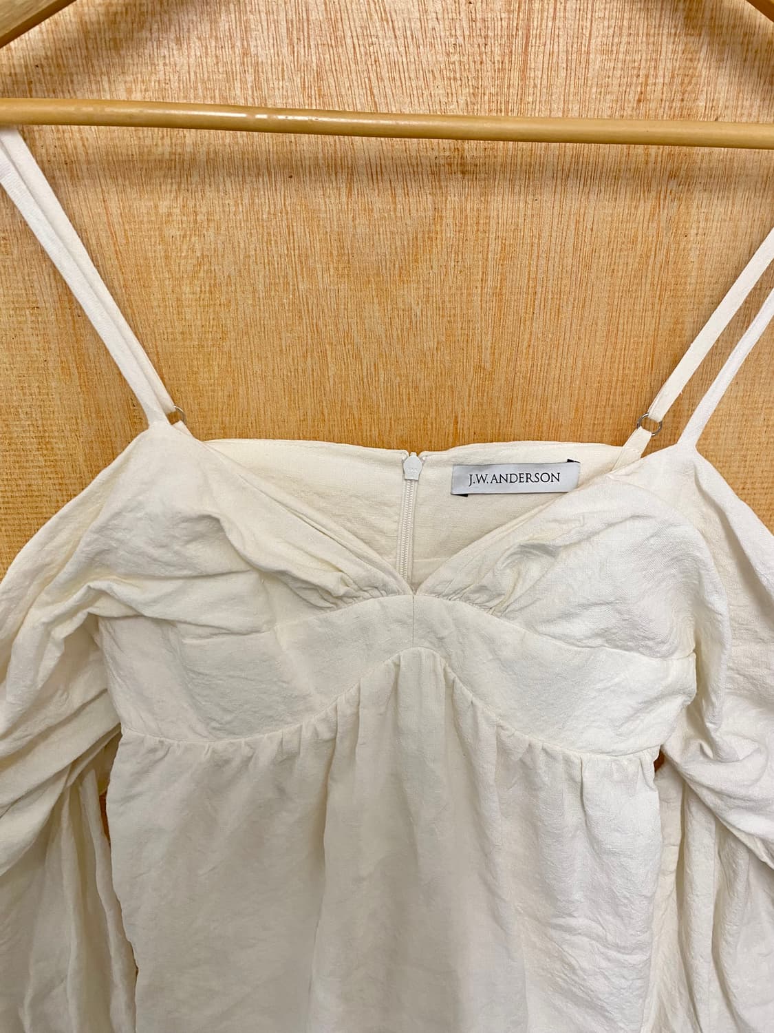 J.W. ANDERSON off shoulder blouse 상품이미지4