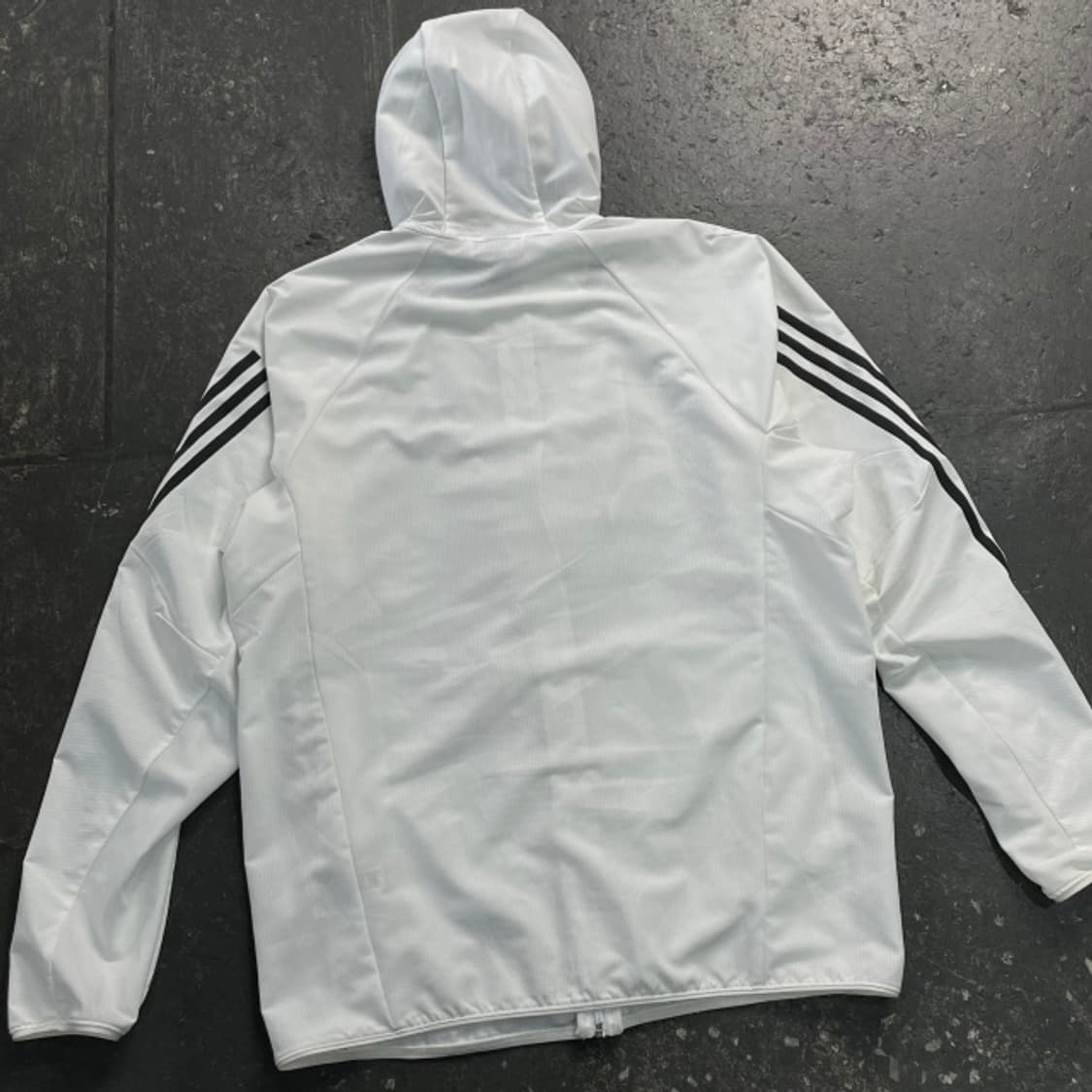 105 아디다스 바람막이 상품이미지5