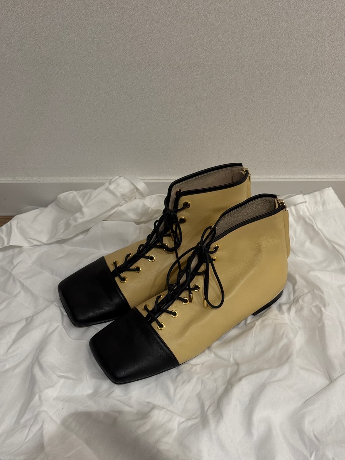 EENK 양가죽 레이스업 플랫 부츠 37 사이즈 상품이미지2