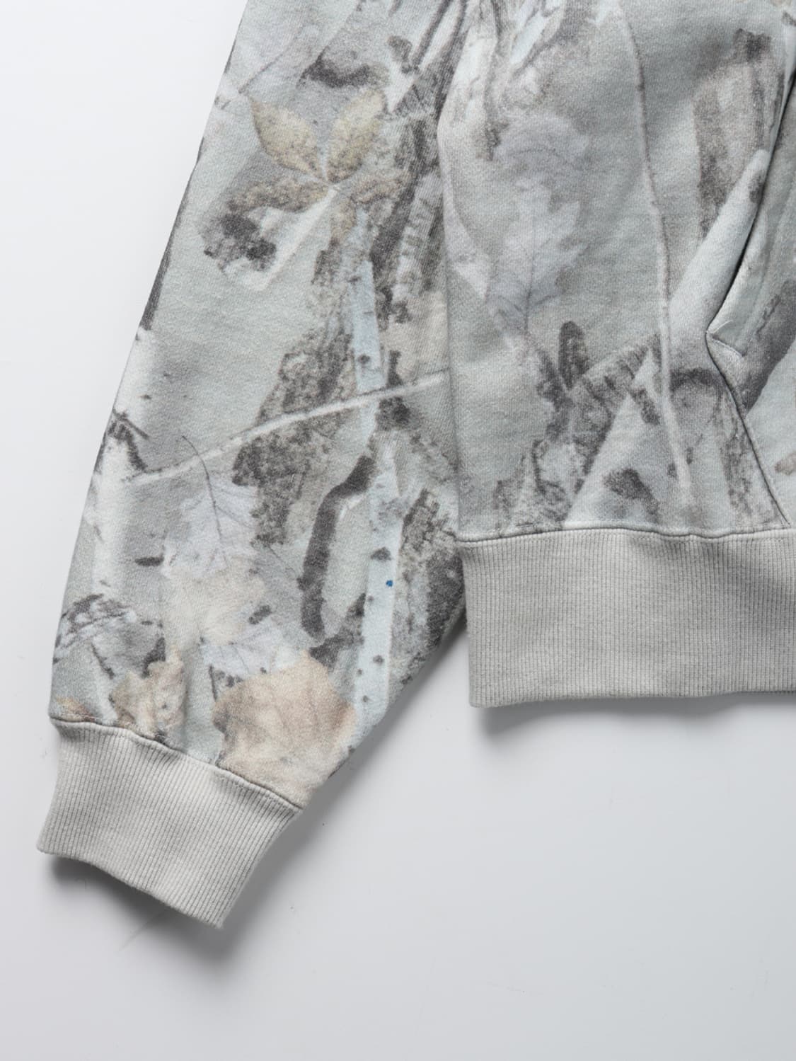 BEAMS Tree Camo Zip Hoodie 상품이미지8