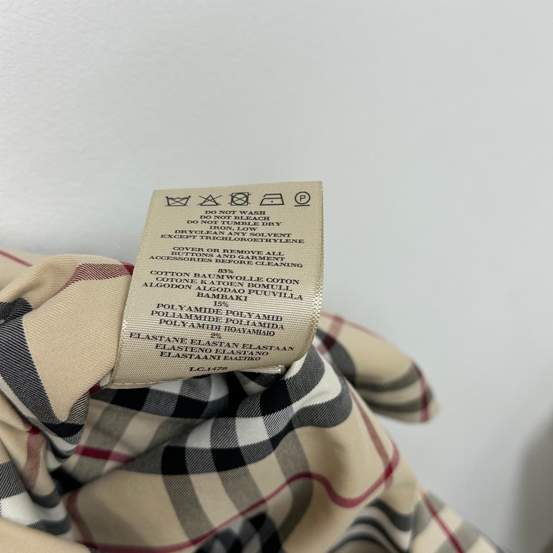 버버리 노바체크 슬리브리스 카라 원피스  상품이미지7