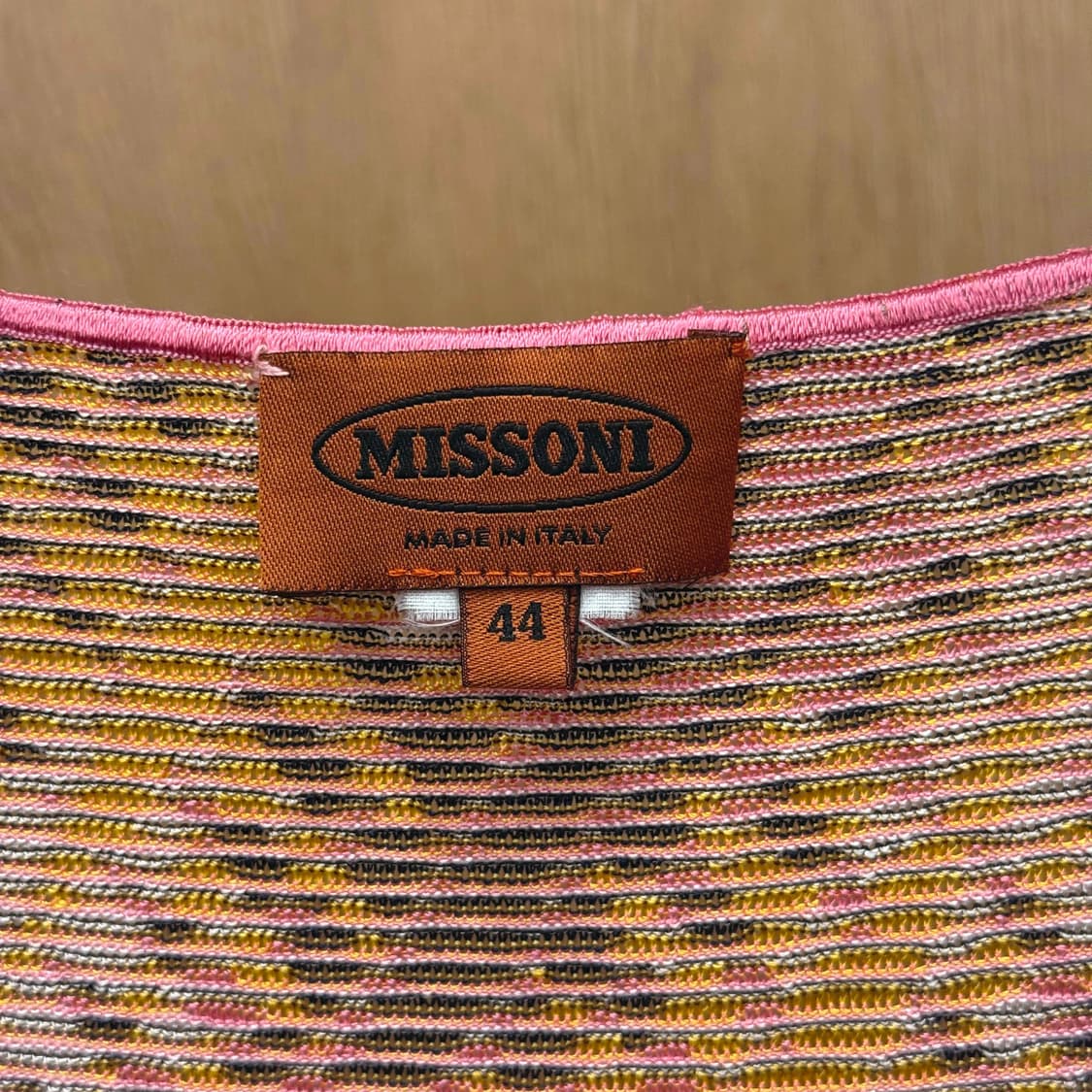 미쏘니 브이넥 긴팔 가디건 스트라이프 패턴 디테일 핑크 배색 컬러 상품이미지7