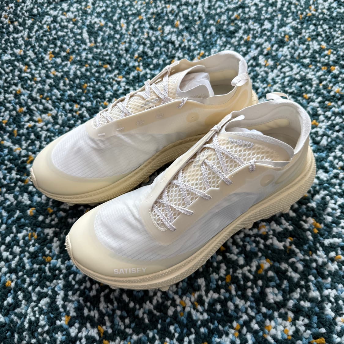 새티스파이 더 라커 스니커즈 화이트  상품이미지2