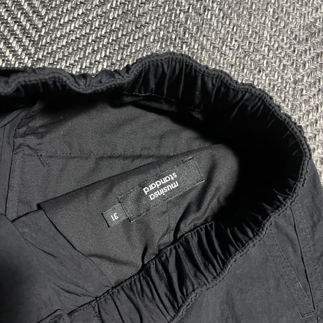 [31] musinsa 무신사스탠다드 와이드 벨티드 디태처블 카고 팬츠 상품이미지7