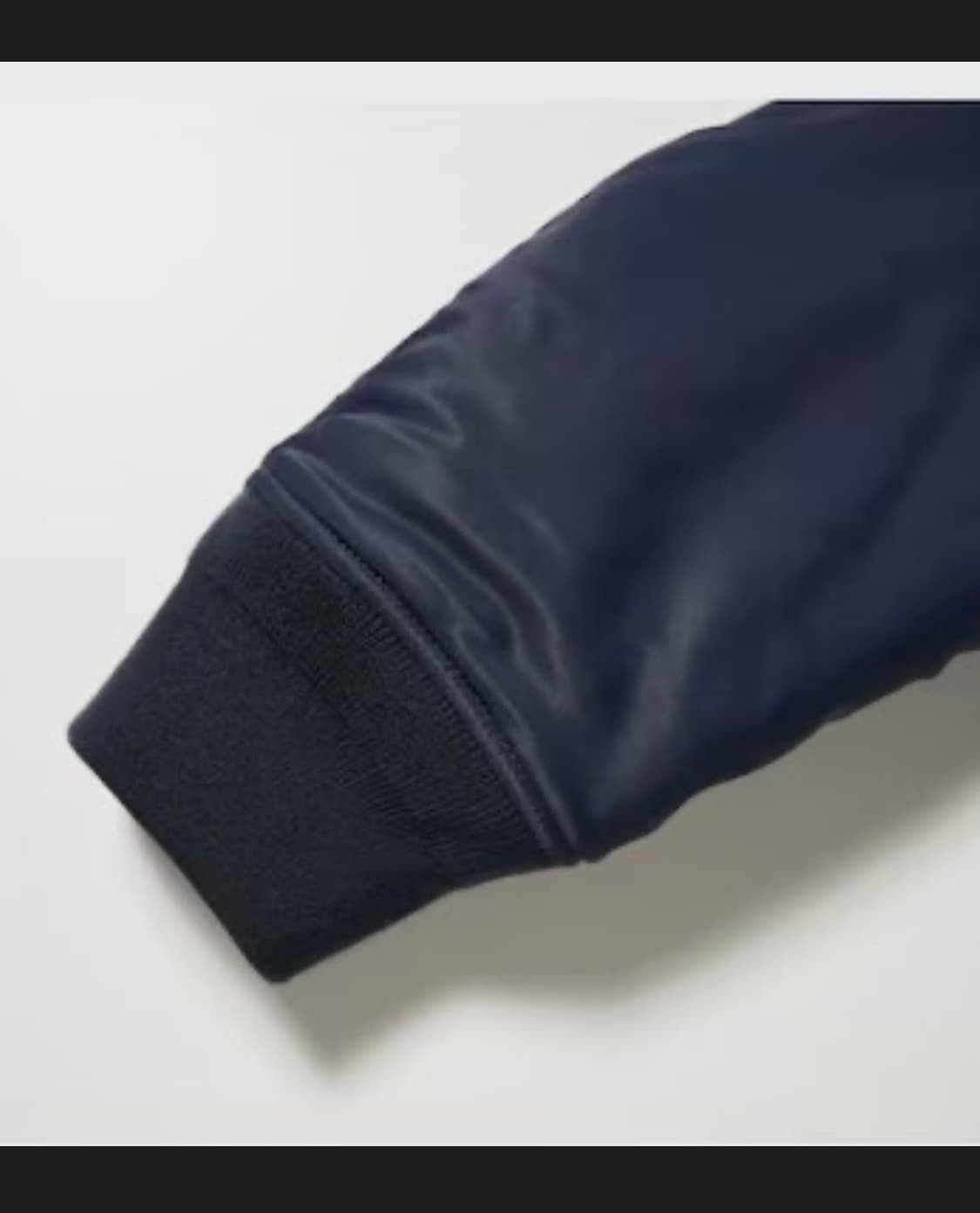 유니클로 MA-1 블루종 블랙 색상 XL 상품이미지3