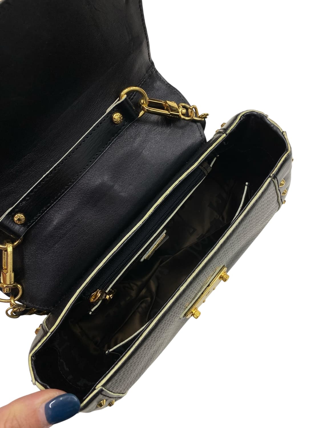 메트로시티 y2k 금장 체인크로스백 상품이미지3