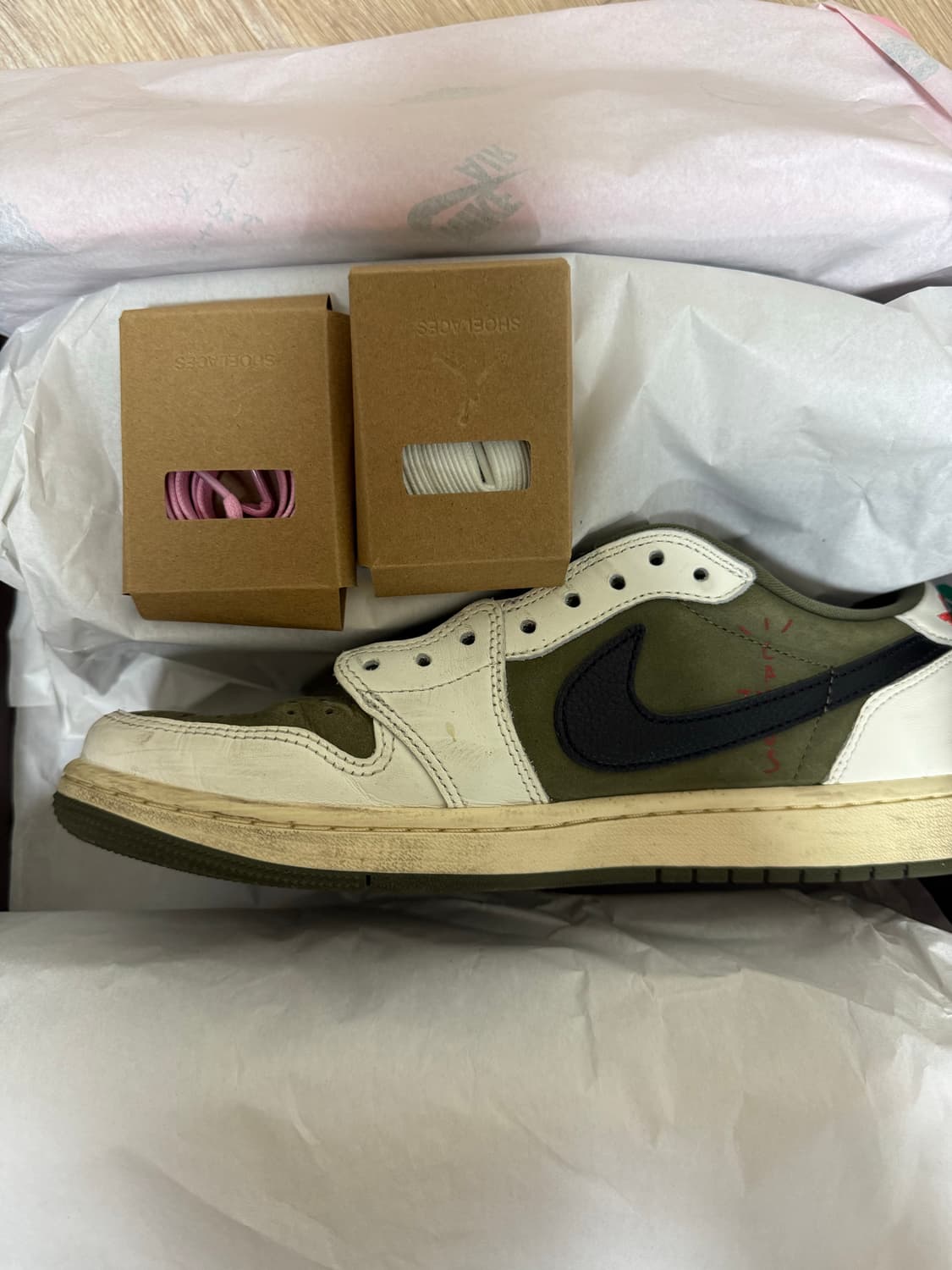 조던 1 x 트래비스 스캇 레트로 로우 OG SP 리버스 올리브 상품이미지7