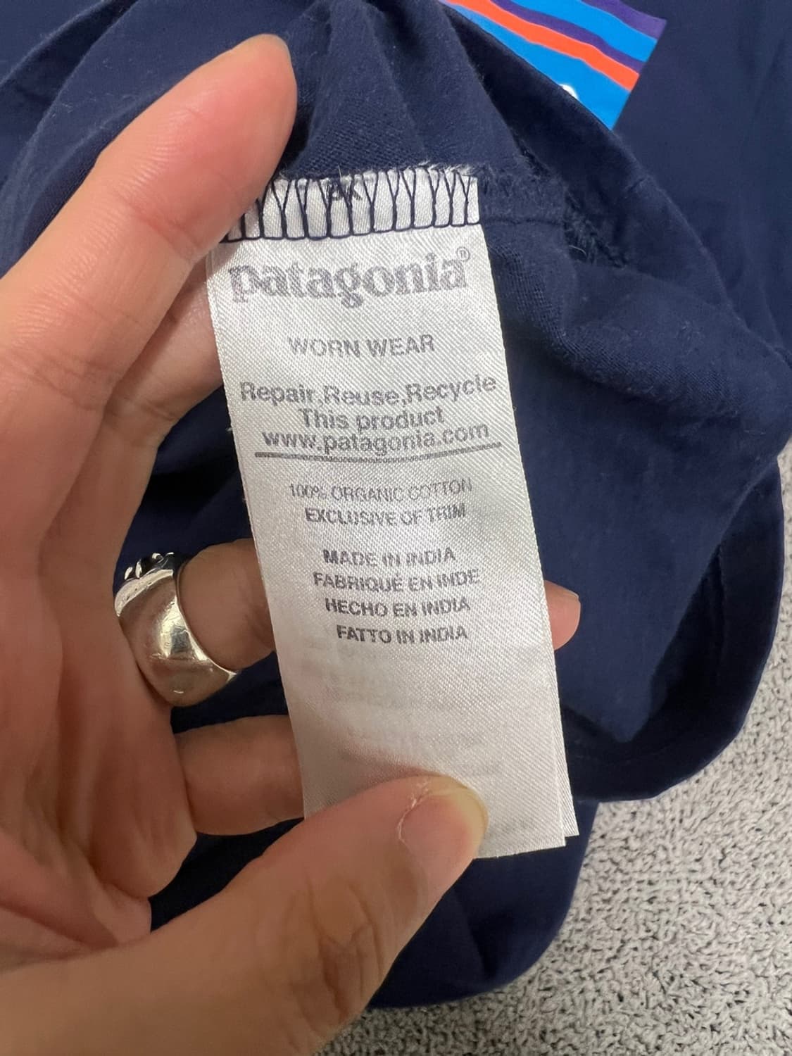 (M) 파타고니아 슬림 핏 반팔 티 네이비 상품이미지5