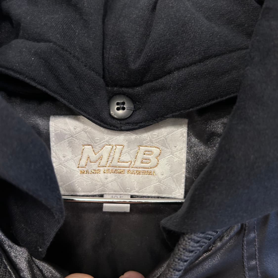 MLB 시카고 화이트삭스 글로시 후드 바시티 자켓 상품이미지3