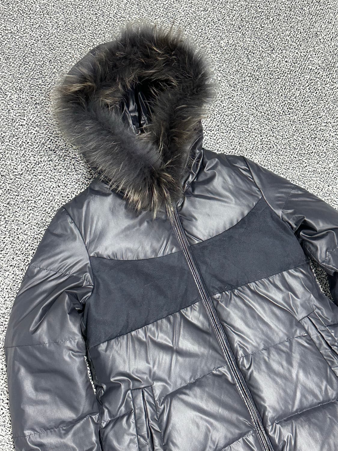 [ 발렌시아 ] 정품 / 여성90-95 / 퍼 패딩 상품이미지2