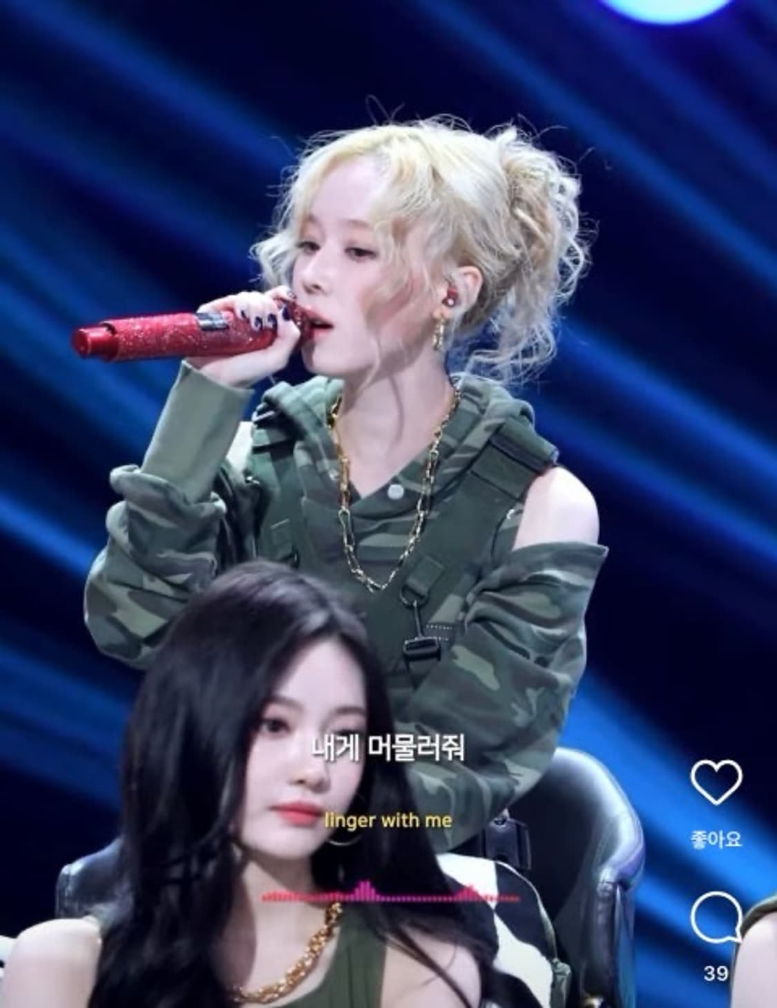 바우프 카모 컷아웃 오프숄더 크롭 후드 상품이미지2