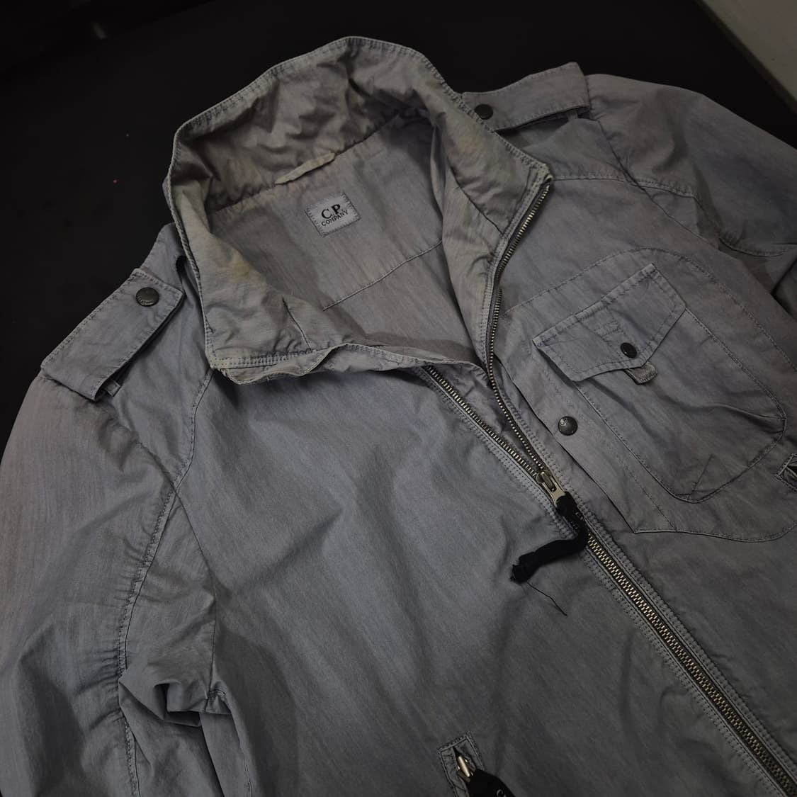 C.P. 컴퍼니 견장 원포켓 100사이즈 자켓 상품이미지2