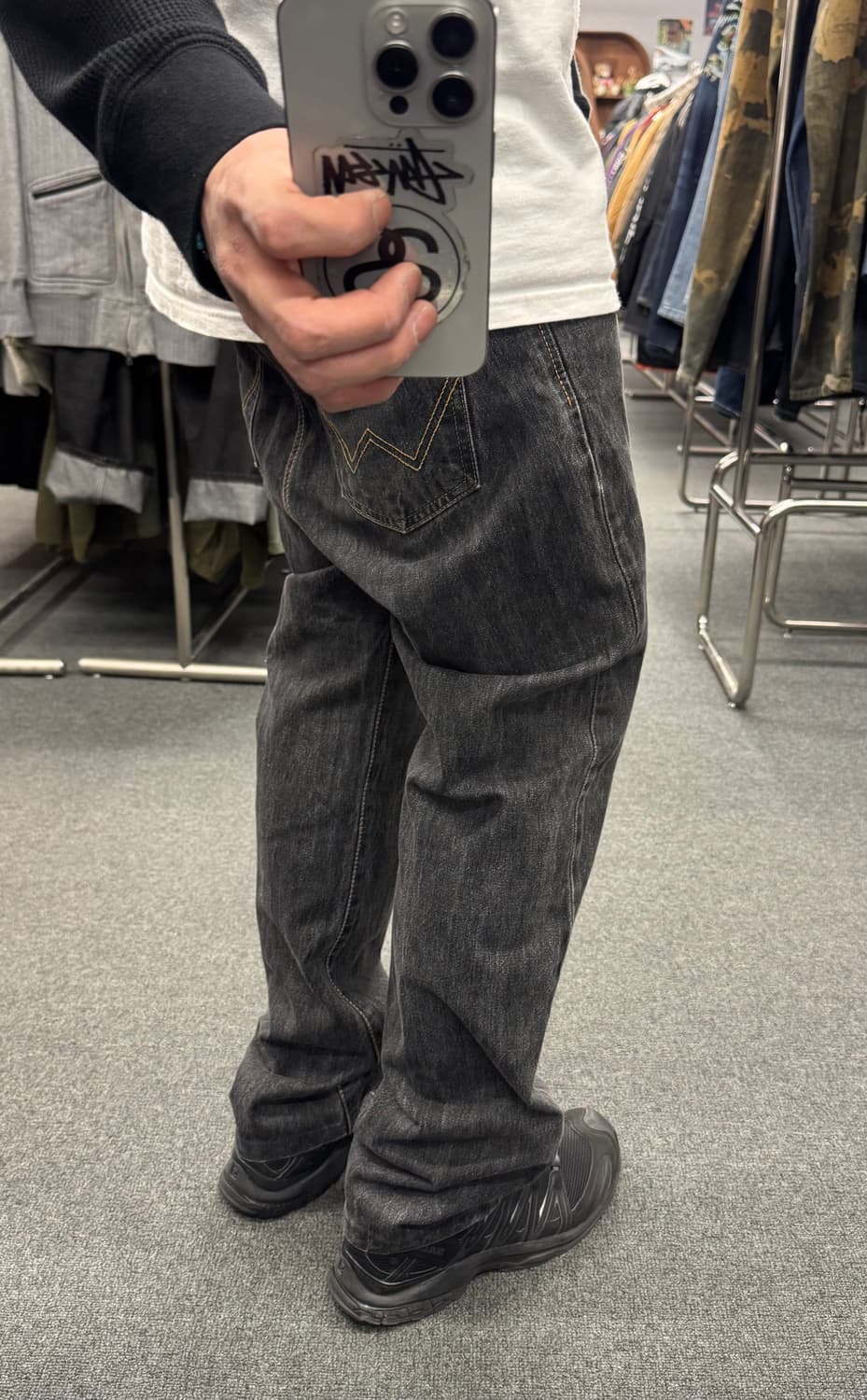 33)에드윈 빈티지 403 베이직 스트레이트 블랙 데님팬츠 상품이미지1