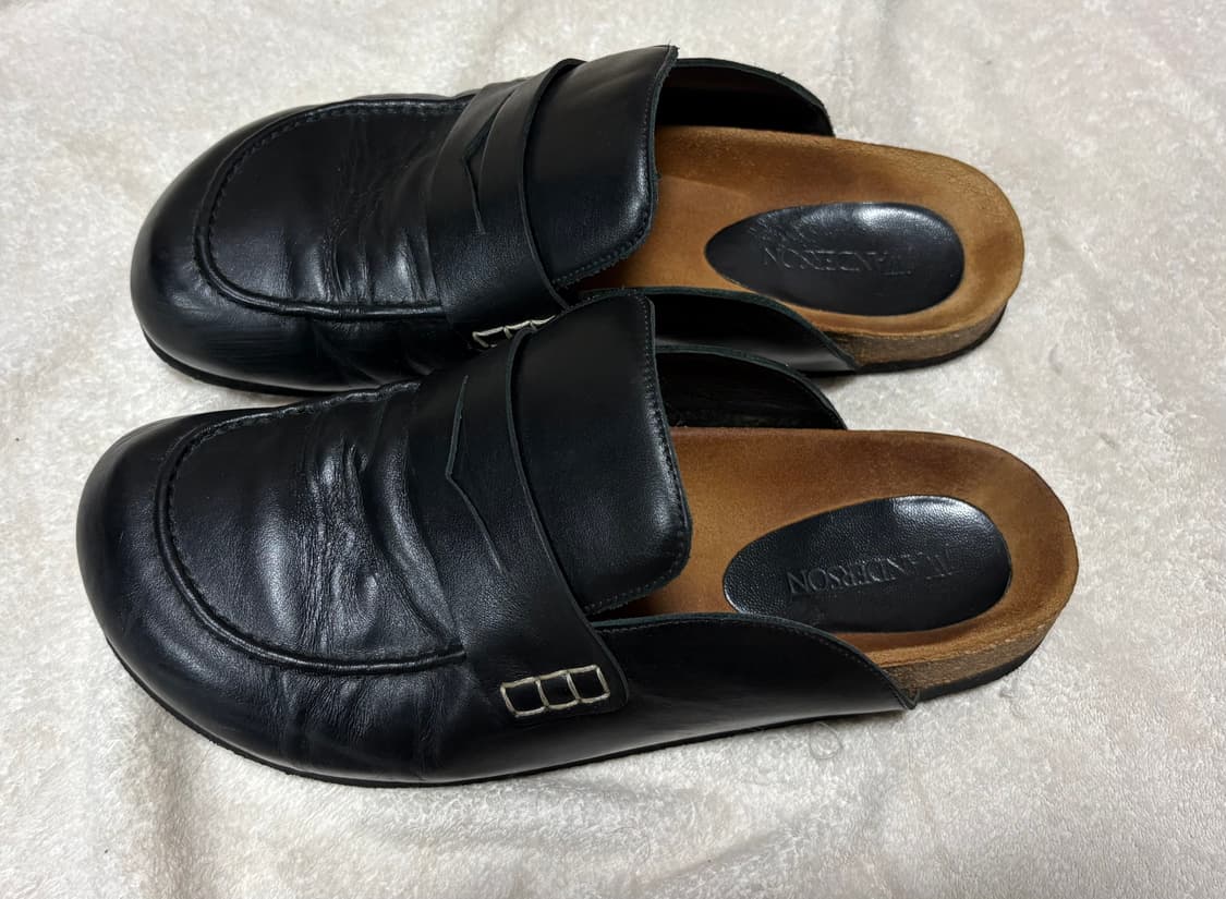 Jw앤더슨 펠트 레더 로퍼 뮬 블랙 / 43 상품이미지3