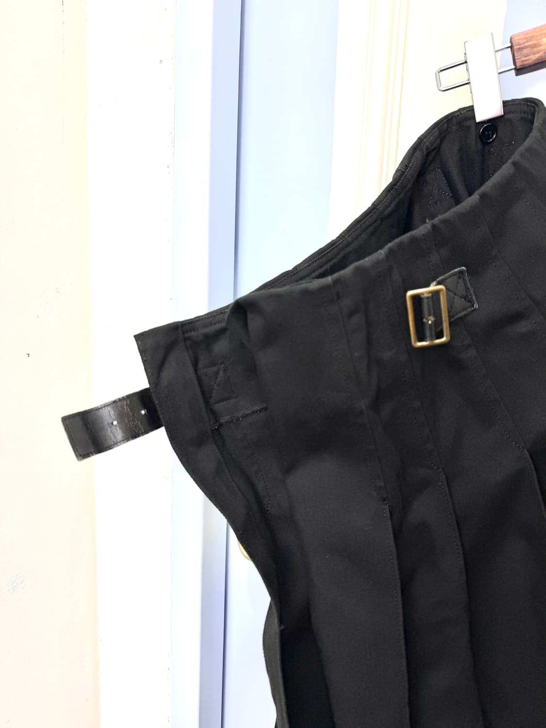 꼼데가르송 버클 플리츠 롱스커트 상품이미지8