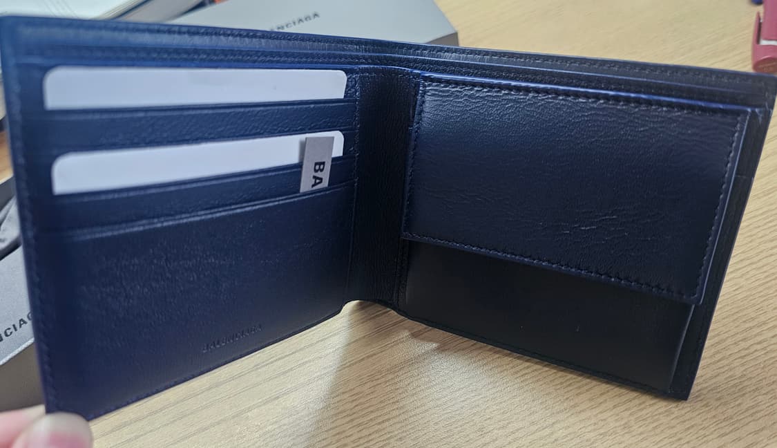 새제품)발렌시아가 반지갑 상품이미지3