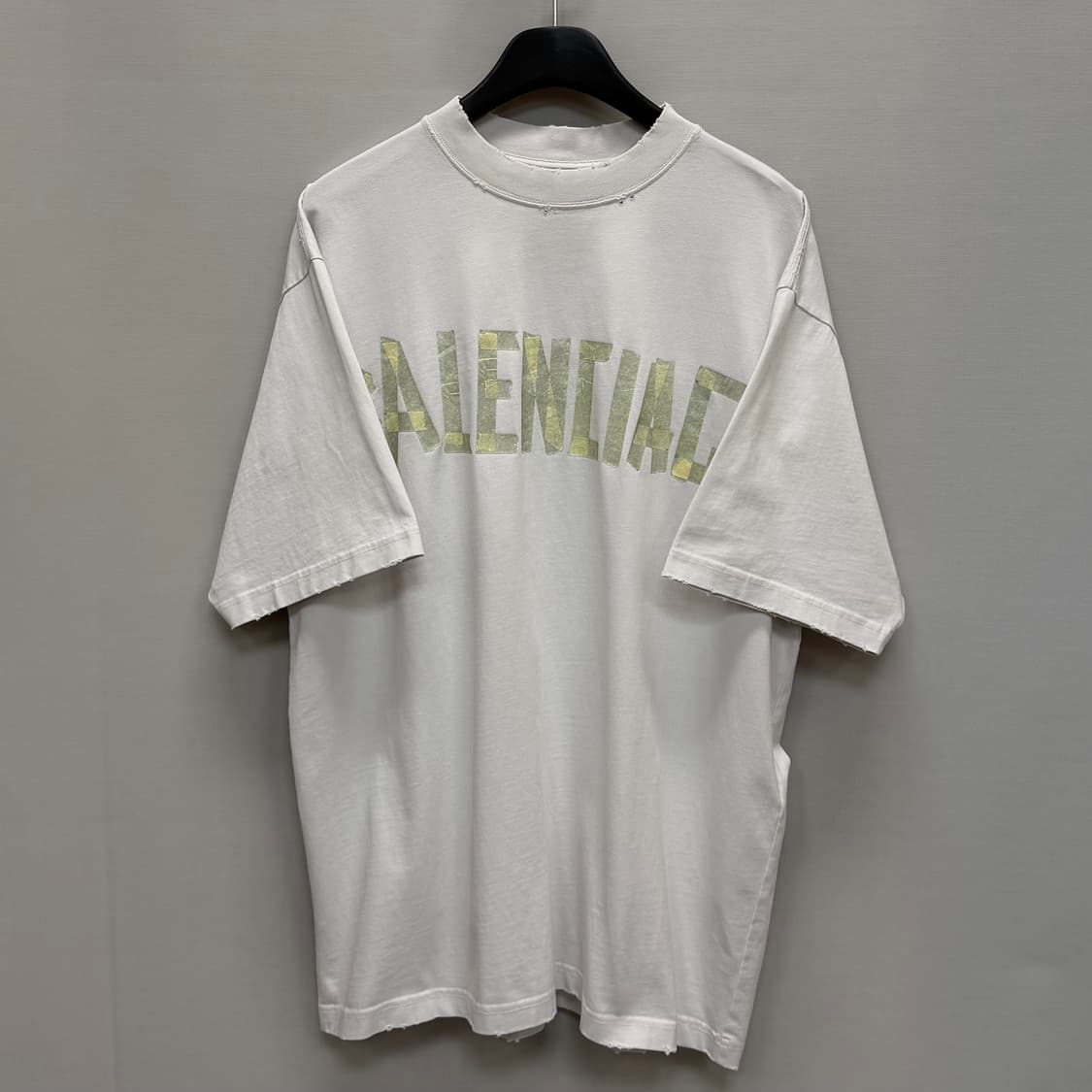 발렌시아가 테이핑 로고 빈티지 반팔티 ( 110 ) 상품이미지1