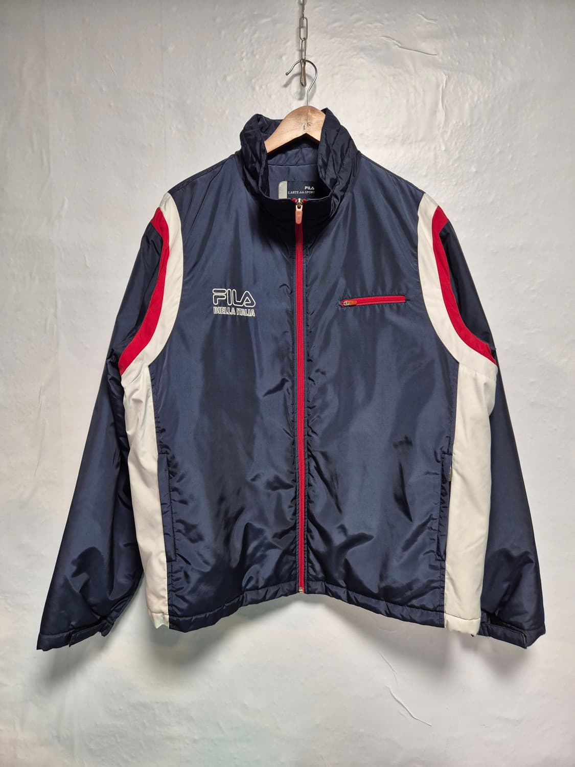 105 휠라 올드스쿨 네이비 바람막이 자켓 XL사이즈(상태A급) 상품이미지1