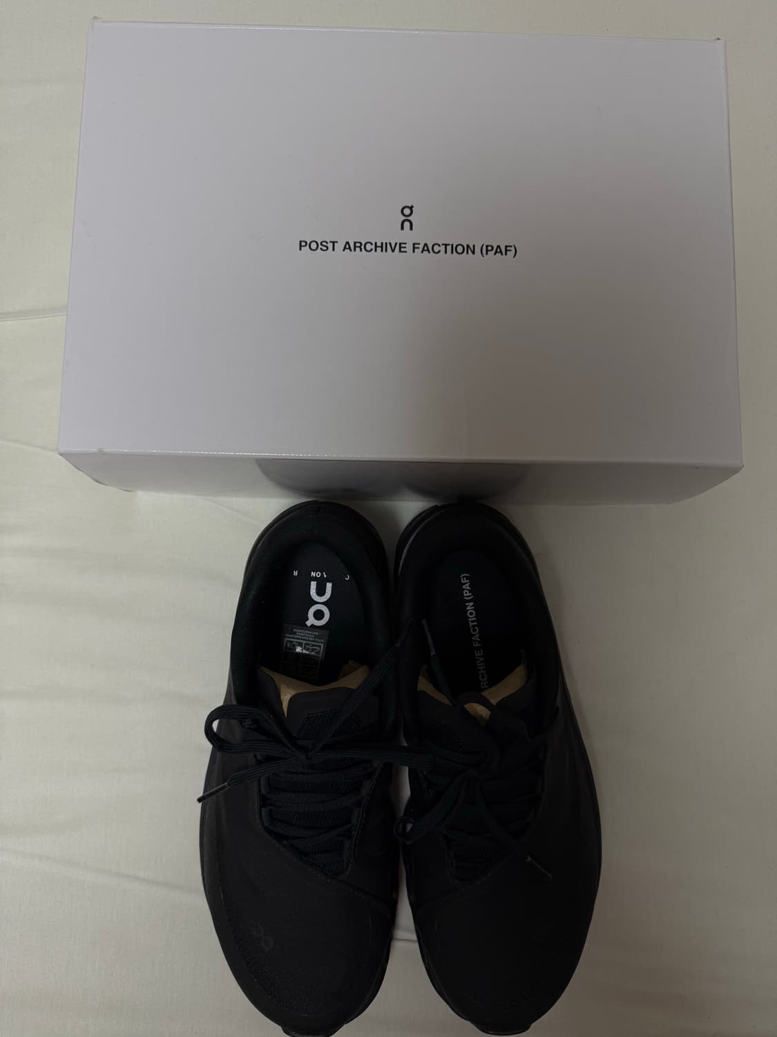 온러닝 x 파프 클라우드몬스터 2 블랙 255 상품이미지4