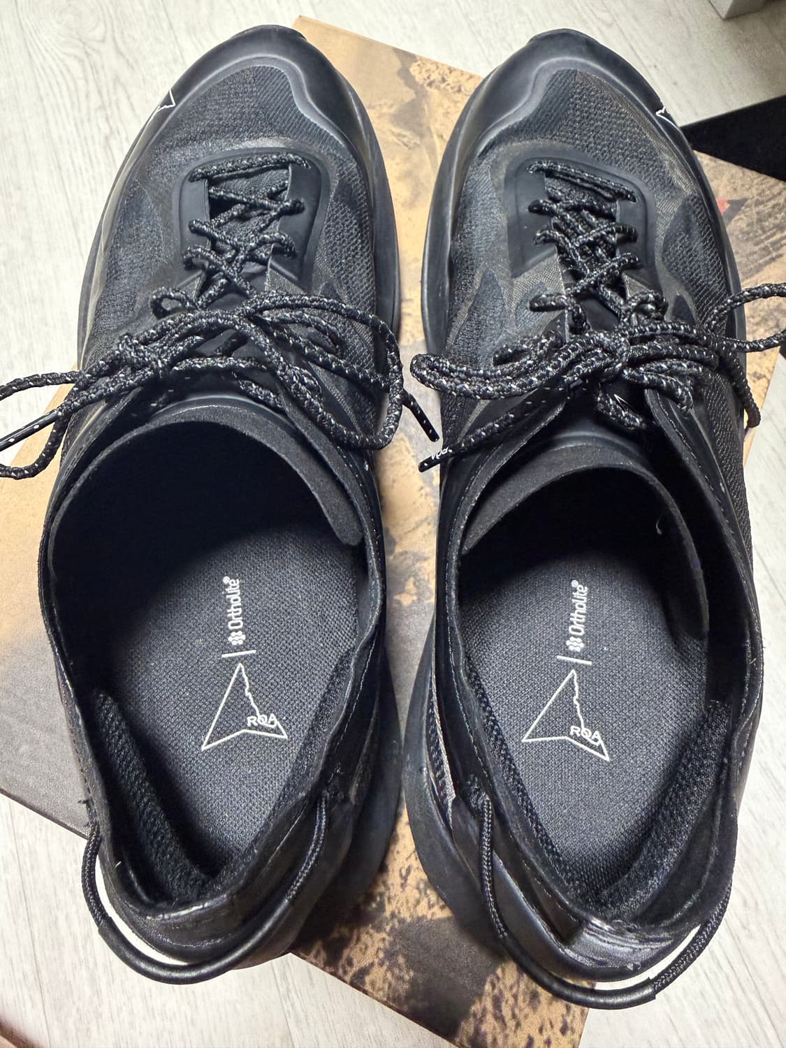 로아 셀라 블랙 EU44 상품이미지5