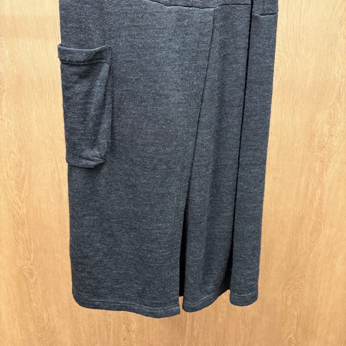 이세이미야케 플랜테이션 팬츠 아웃 포켓 디테일 와이드핏 블랙 상품이미지5