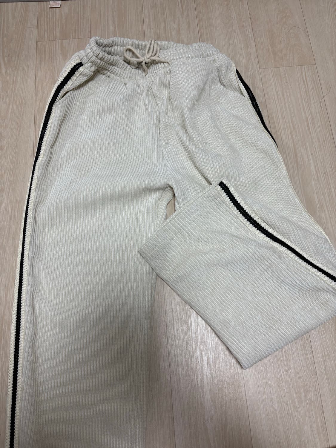 종류별로 옷 팔아요 상품이미지9