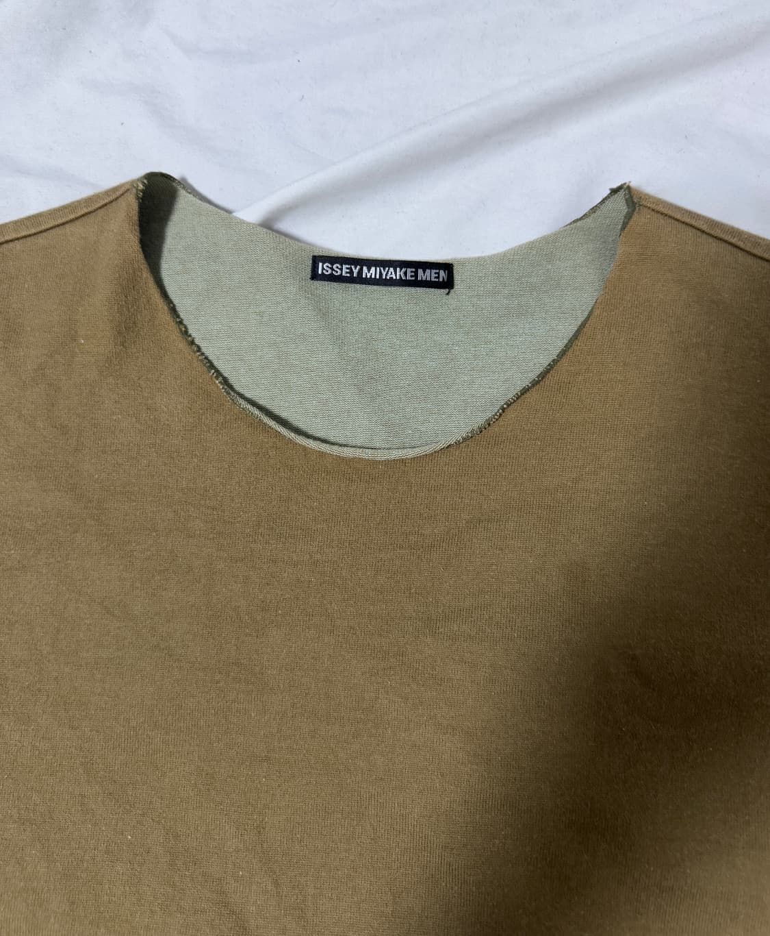 이세이미야케 맨 오버록 스티치 롱슬리브 상품이미지5