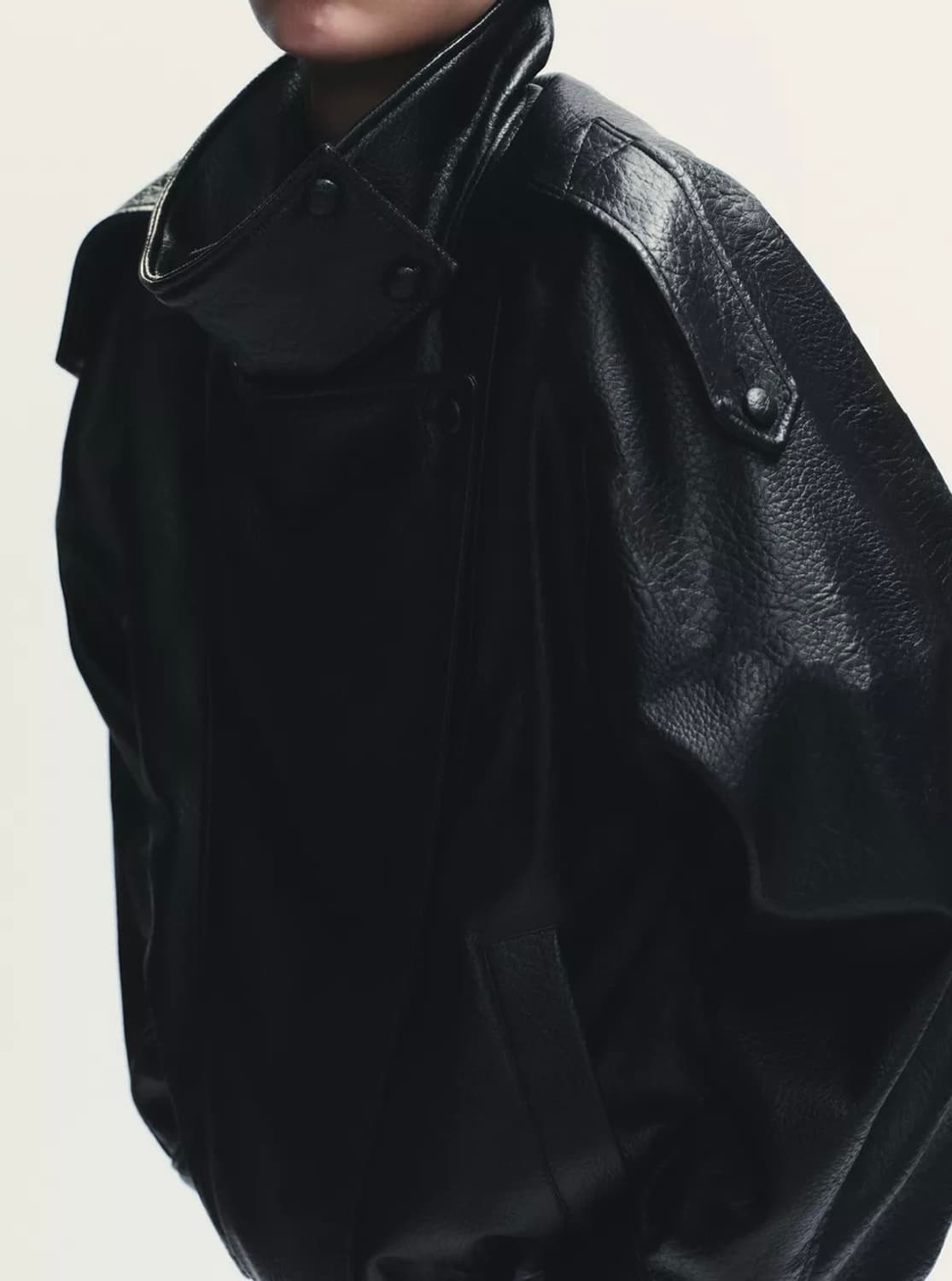 (새상품) 자라 페이크 레더 점퍼 XS 상품이미지3