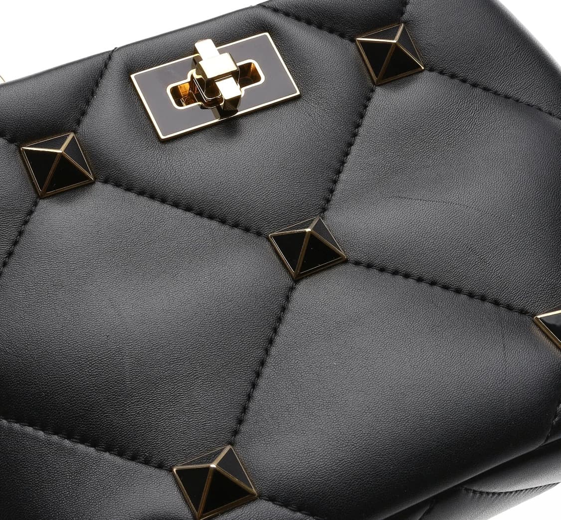 [S급] 발렌티노 로만 스터드 탑 핸들 토트백 판매합니다!!! 상품이미지5