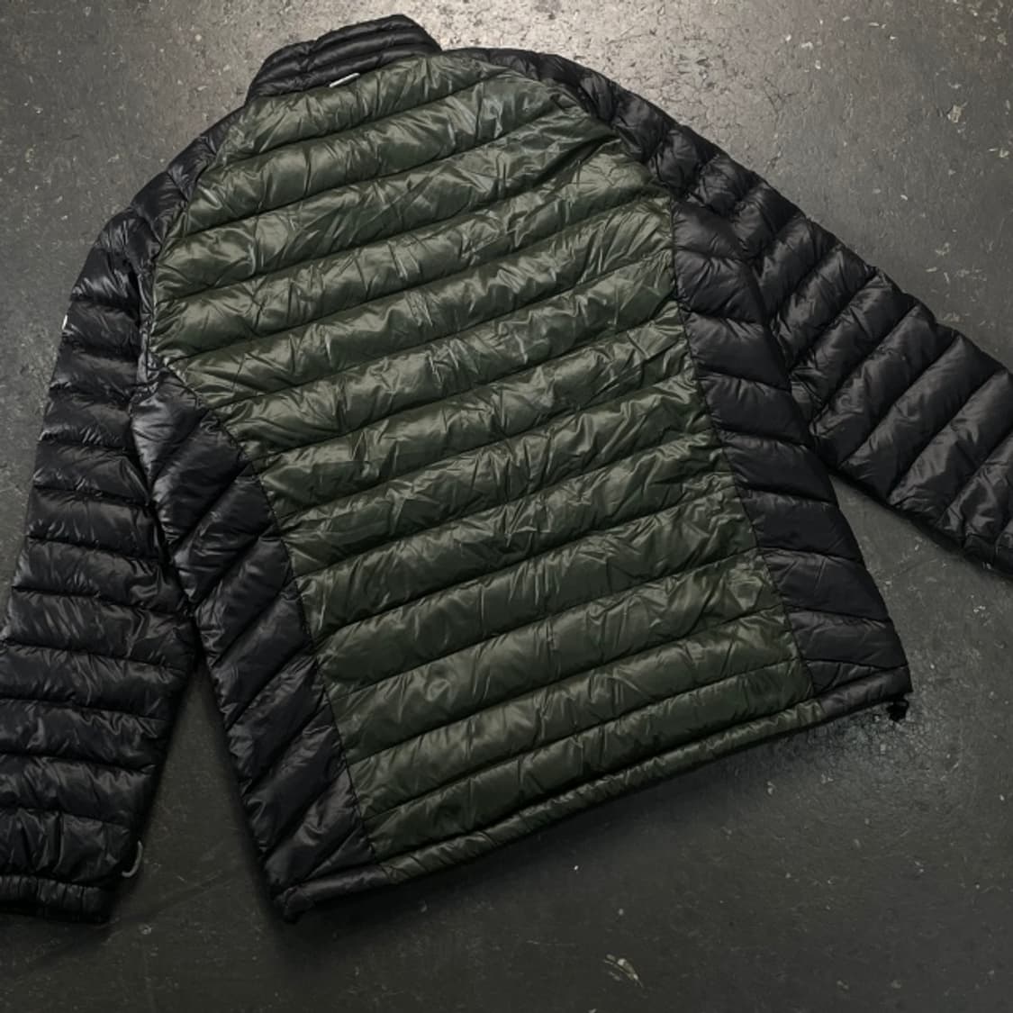 100 아이더 퍼텍스 경량패딩  상품이미지6