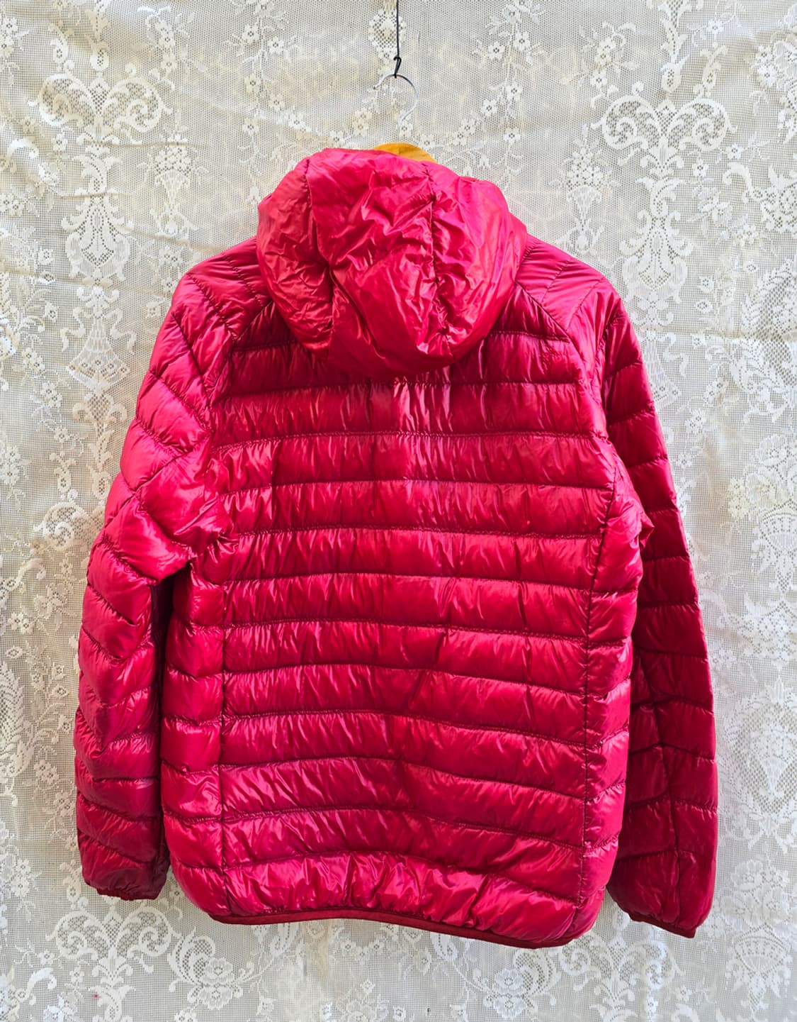 유니클로 후드 경량 패딩 상품이미지5