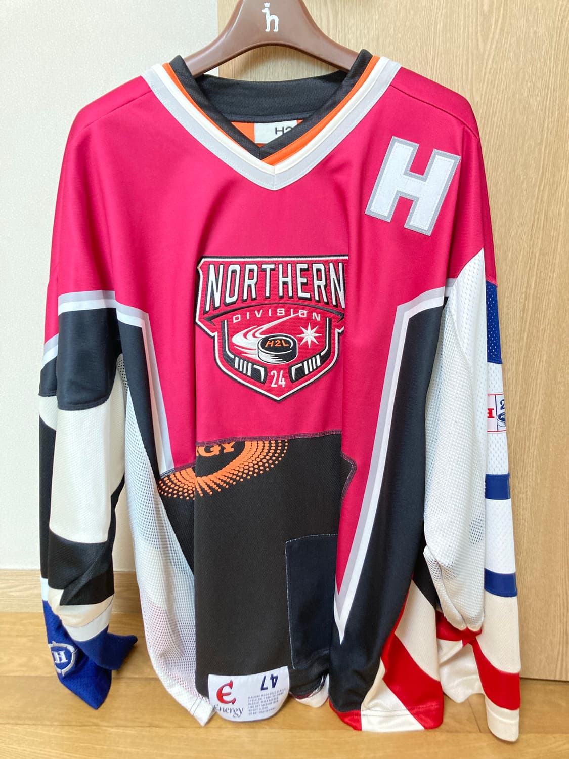 [H&M x H2] 에이치엔엠 헤론프레스톤 하키 저지 상품이미지2