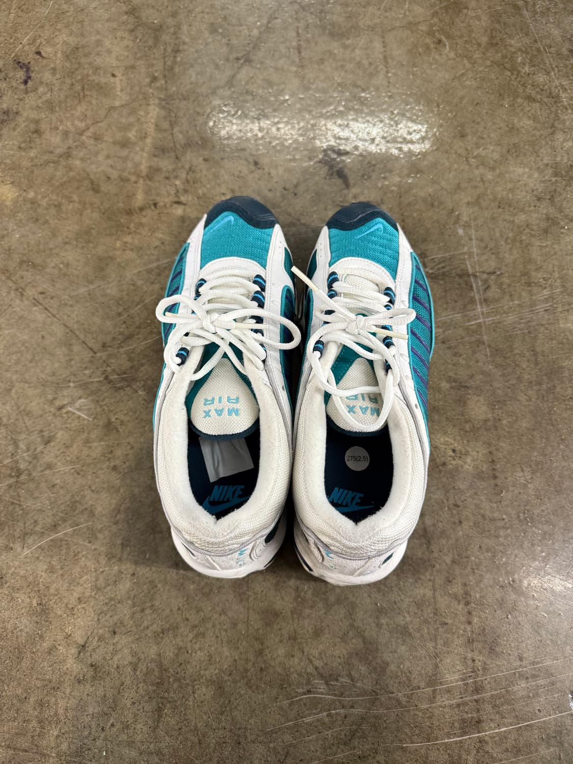 NIKE 나이키 에어 맥스 테일윈드 275 상품이미지4