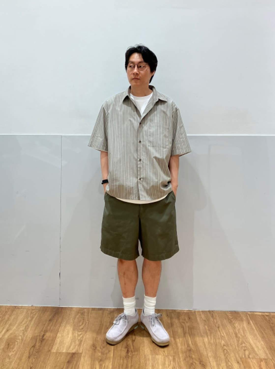유니클로 C 오버핏 반팔 셔츠 L  상품이미지1