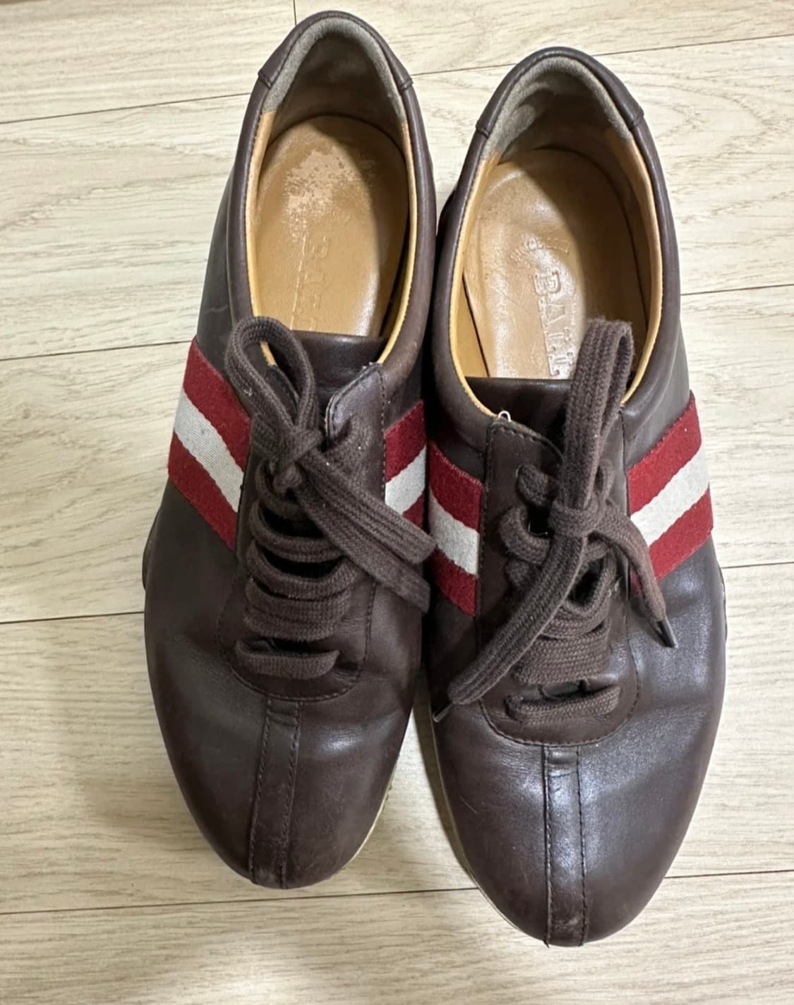 발리 소가죽 스니커즈 235-240 상품이미지2