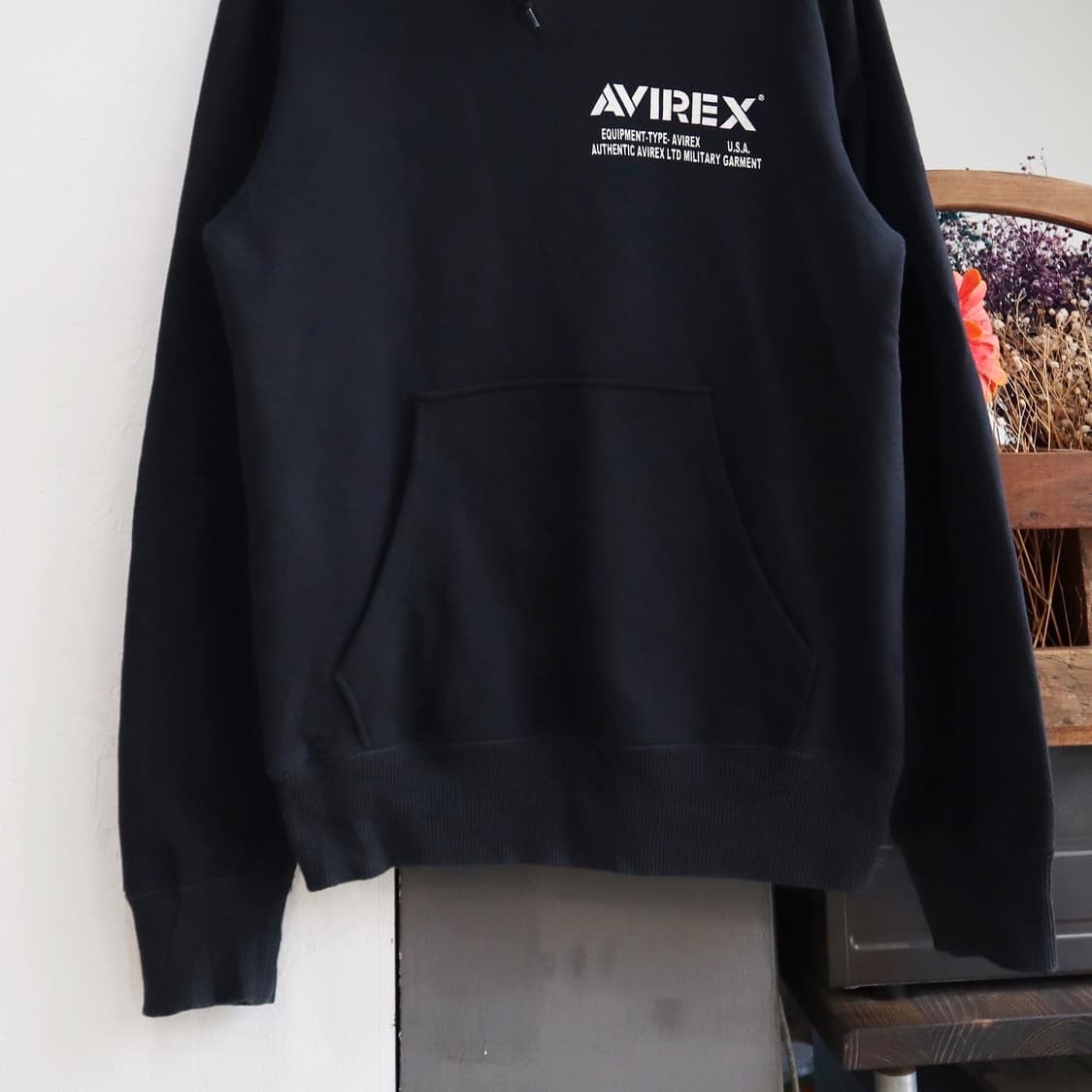 아비렉스 블랙 스웻후디 상품이미지3