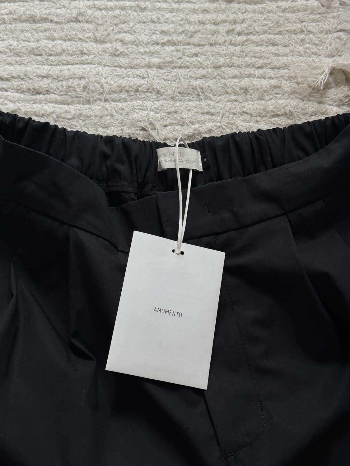 아모멘토 26SS Two Tuck Wide Shorts 상품이미지4