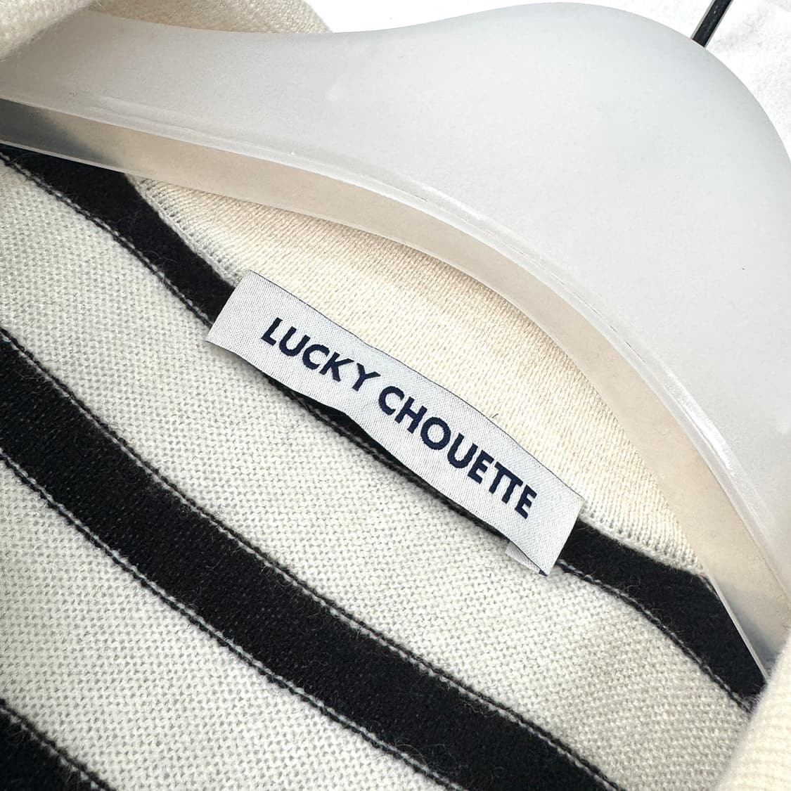 럭키슈에뜨 캐시미어100 스트라이프 풀오버 상품이미지3