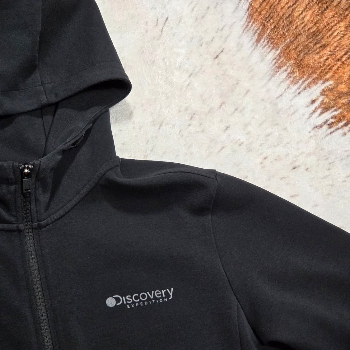 디스커버리 블랙 후드집업 상품이미지2