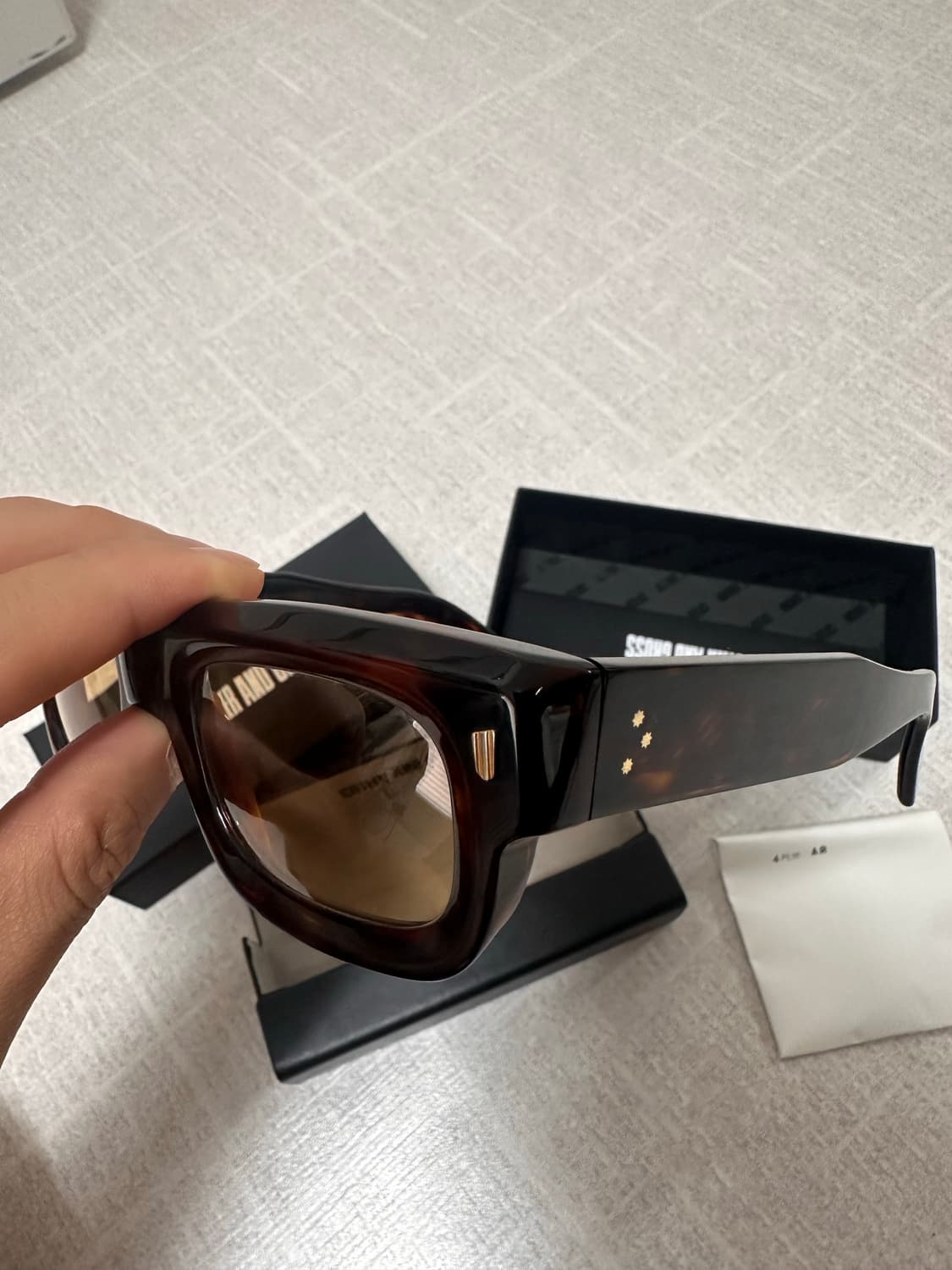 커틀러앤그로스[cutler and gross]9325 상품이미지3