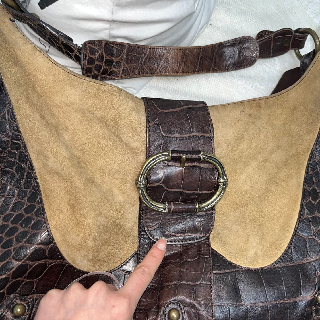 빈티지 브라운 스웨이드 버클백 상품이미지4
