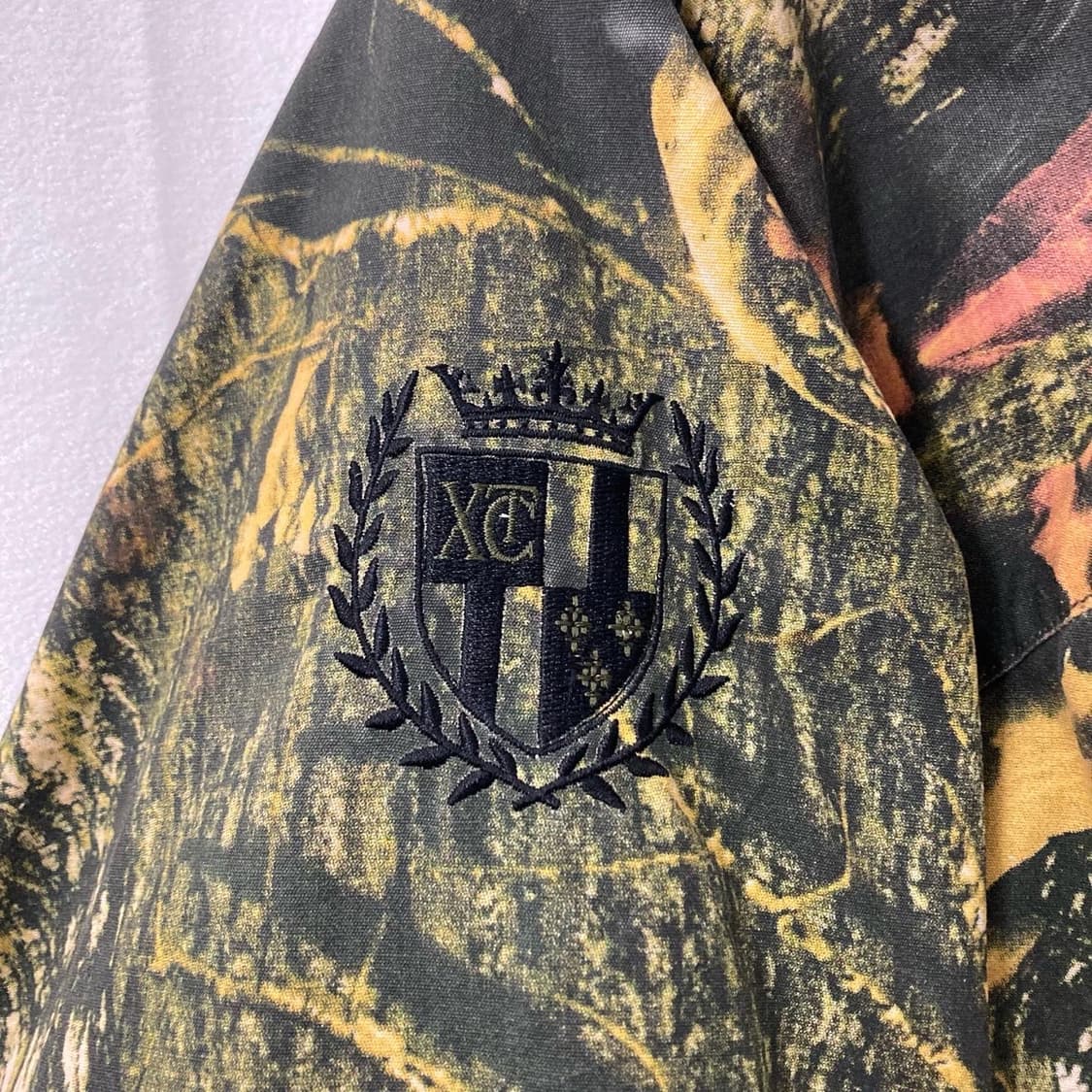 젠서스 포켓 투웨이 지퍼 후드 리얼트리 윈드브레이커 상품이미지2