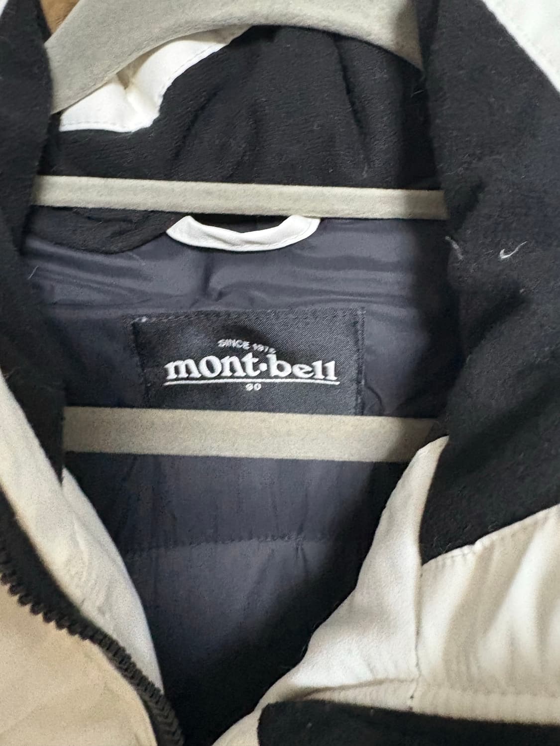 몽벨 구스다운 라쿤 패딩 상품이미지6