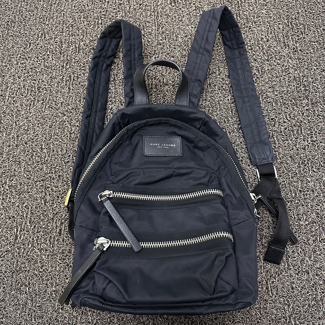 마크제이콥스 여성 백팩 가방 블랙 상품이미지1