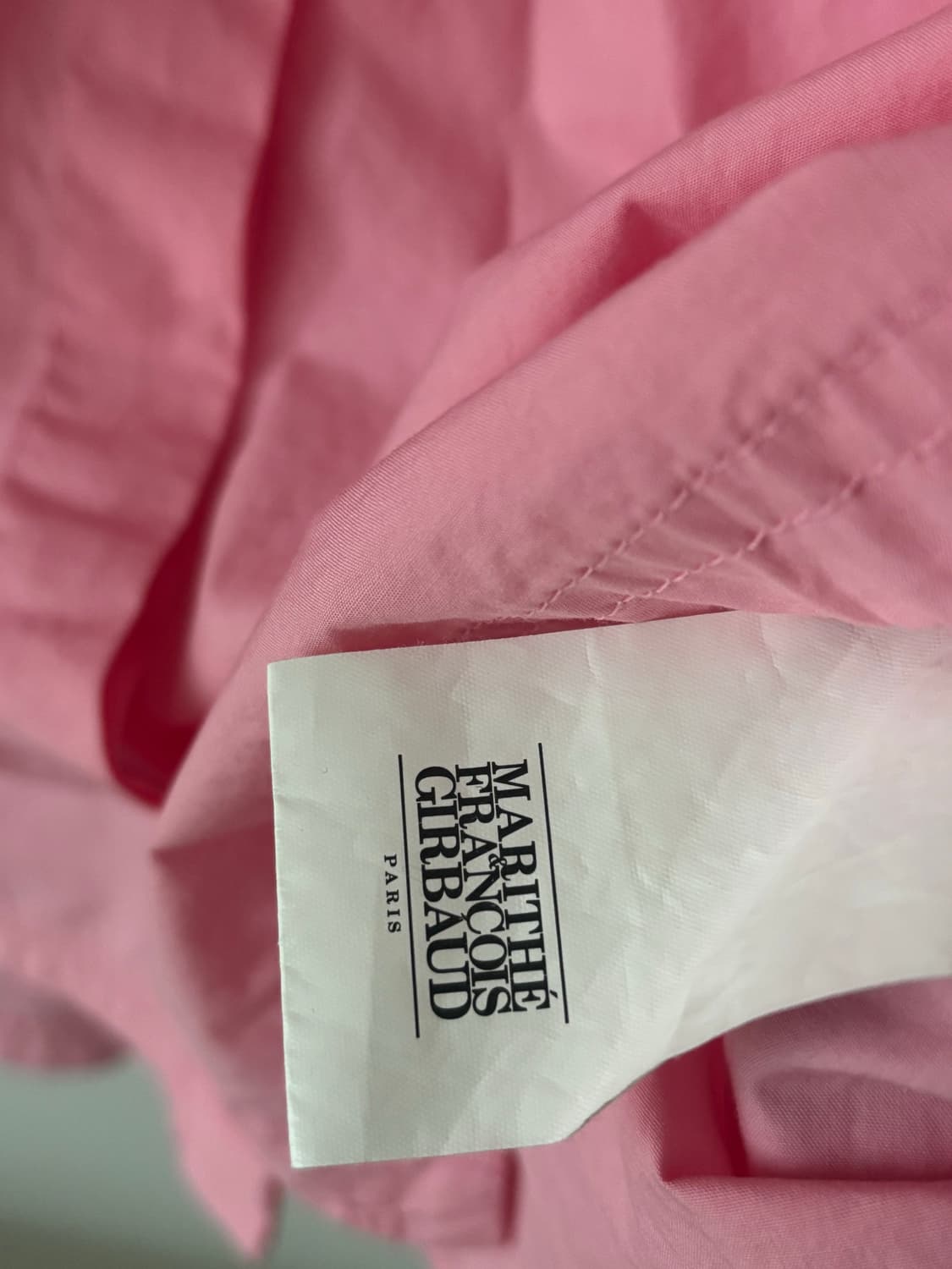 마리떼 프랑소와 저버 핑크 반팔 셔츠 M사이즈입니다. 쨍한 핑크색이 아니 상품이미지6