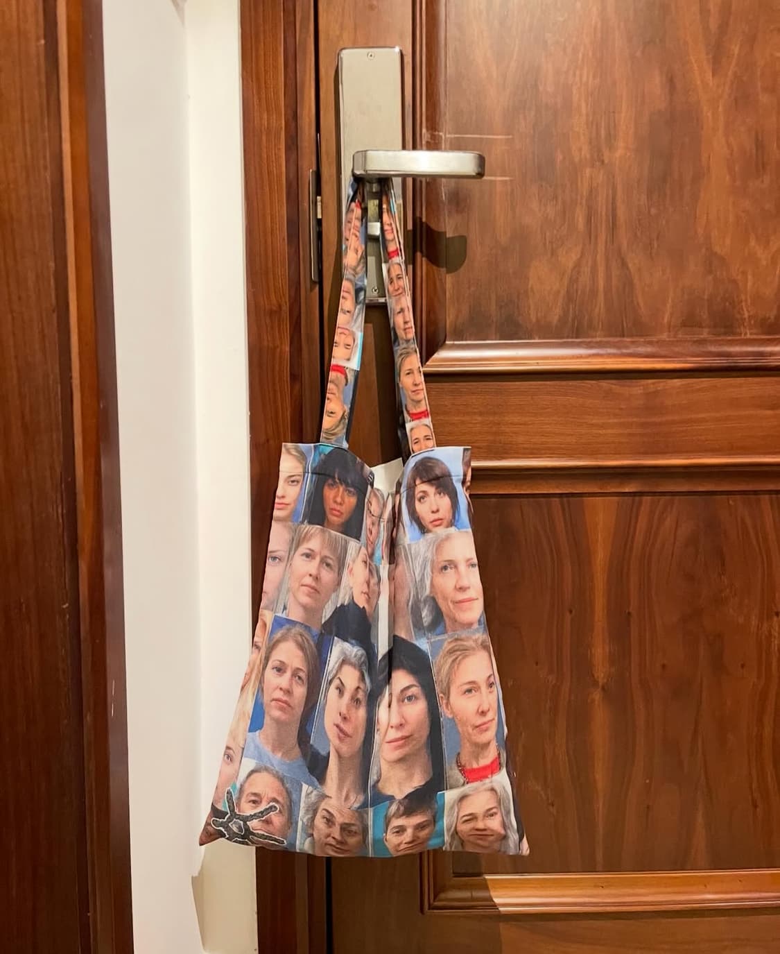 montravailpersonnel mtp crowded bag 에코백 상품이미지1