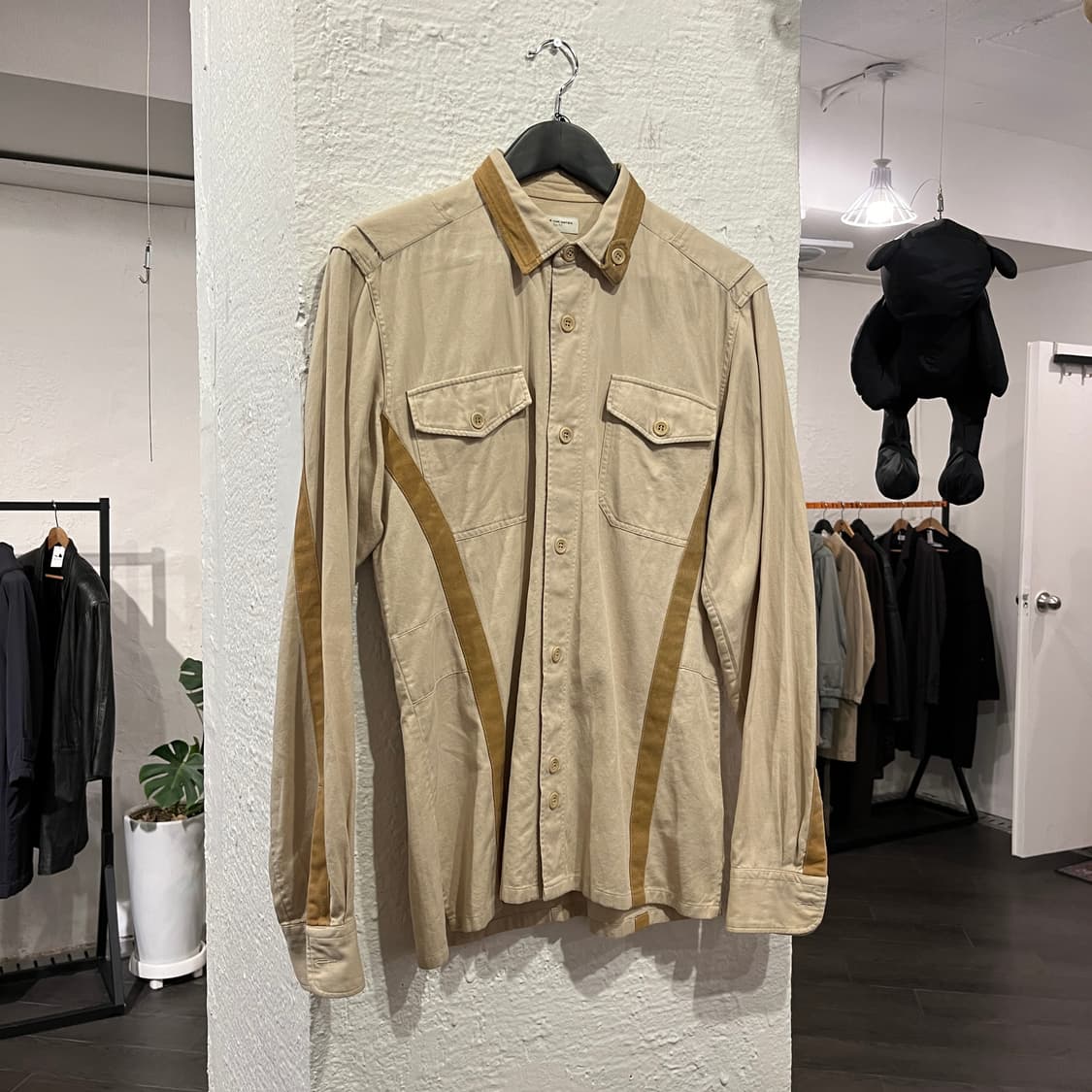 드리스반노튼 라인 디테일 셔츠 상품이미지1